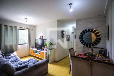 Sala de apartamento à venda com 2 quartos, 60m² em Vila Arapuã, São Paulo