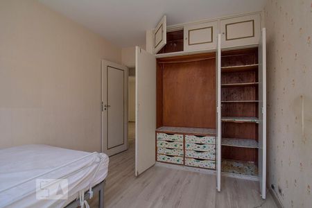 Quarto 1 - Detalhe armários de apartamento à venda com 3 quartos, 110m² em Pompeia, São Paulo