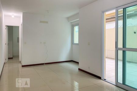 Sala de apartamento para alugar com 1 quarto, 85m² em Vila Isabel, Rio de Janeiro