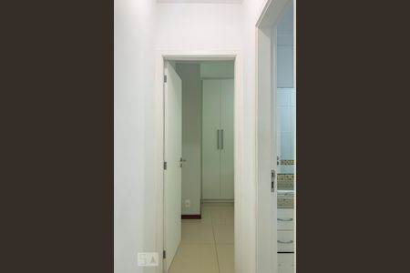 Corredor de apartamento para alugar com 1 quarto, 85m² em Vila Isabel, Rio de Janeiro