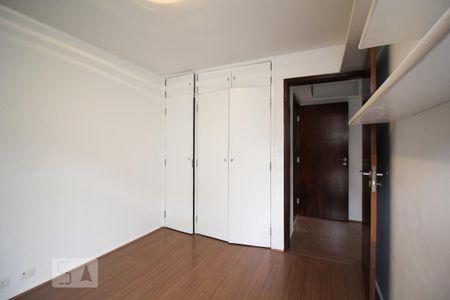 Quarto 1  de apartamento para alugar com 2 quartos, 83m² em Itaim Bibi, São Paulo