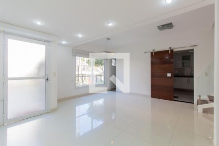 Sala de casa de condomínio para alugar com 3 quartos, 106m² em Vila Andrade, São Paulo