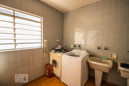 Casa para alugar com 600m², 4 quartos e 4 vagas Casa para alugar com 600m², 4 quartos e 4 vagasÁrea de Serviço