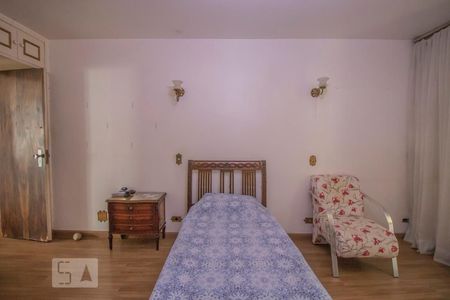 Casa para alugar com 600m², 4 quartos e 4 vagas Casa para alugar com 600m², 4 quartos e 4 vagasQuarto 2