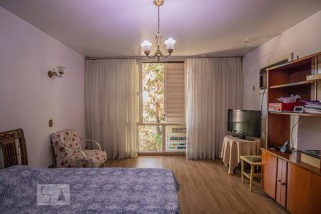 Casa para alugar com 600m², 4 quartos e 4 vagas Casa para alugar com 600m², 4 quartos e 4 vagasQuarto 2