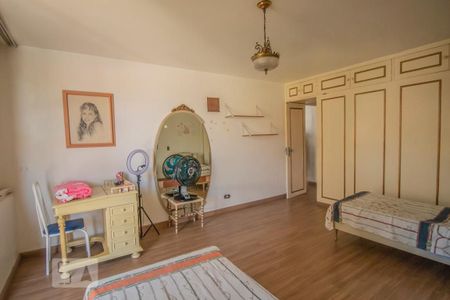 Casa para alugar com 600m², 4 quartos e 4 vagas Casa para alugar com 600m², 4 quartos e 4 vagasSuíte 2