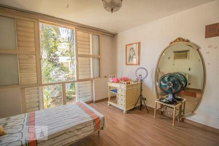 Casa para alugar com 600m², 4 quartos e 4 vagas Casa para alugar com 600m², 4 quartos e 4 vagasSuíte 2