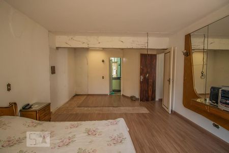 Casa para alugar com 600m², 4 quartos e 4 vagas Casa para alugar com 600m², 4 quartos e 4 vagasSuíte 1