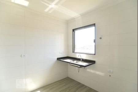 Cozinha de kitnet/studio para alugar com 1 quarto, 35m² em Vila Sao Geraldo, São Paulo