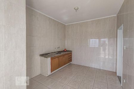 Cozinha de apartamento à venda com 3 quartos, 80m² em Vila Ivone, São Paulo