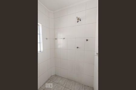 Banheiro de apartamento à venda com 3 quartos, 80m² em Vila Ivone, São Paulo