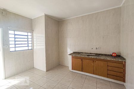 Cozinha de apartamento à venda com 3 quartos, 80m² em Vila Ivone, São Paulo