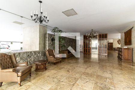 Apartamento à venda com 130m², 3 quartos e 1 vaga Apartamento à venda com 130m², 3 quartos e 1 vagaHall Social