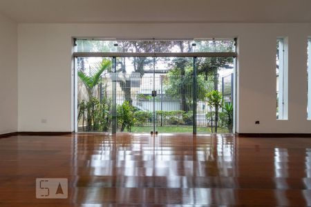 Sala de casa à venda com 4 quartos, 360m² em Planalto Paulista, São Paulo