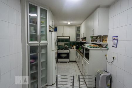 Cozinha de casa à venda com 3 quartos, 170m² em Vila Regente Feijó, São Paulo