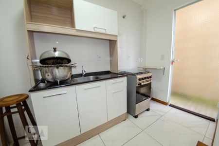 Cozinha de apartamento para alugar com 2 quartos, 57m² em Ingleses do Rio Vermelho, Florianópolis