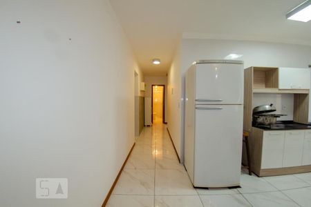 Corredor de apartamento para alugar com 2 quartos, 57m² em Ingleses do Rio Vermelho, Florianópolis