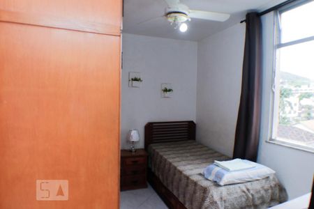 Quarto 1 de apartamento para alugar com 3 quartos, 65m² em Cubango, Niterói