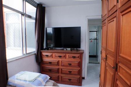 Quarto 1 de apartamento para alugar com 3 quartos, 65m² em Cubango, Niterói