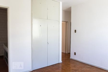 Sala 2 de apartamento para alugar com 4 quartos, 140m² em Pampulha, Belo Horizonte