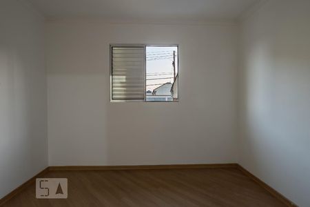 quarto 2 de casa de condomínio para alugar com 2 quartos, 78m² em Vila Granada, São Paulo