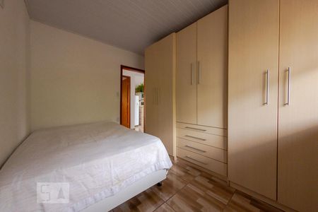 Quarto de casa para alugar com 1 quarto, 45m² em Jardim Floresta, Porto Alegre