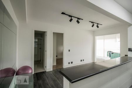 Sala de apartamento para alugar com 1 quarto, 58m² em Vila Alexandria, São Paulo