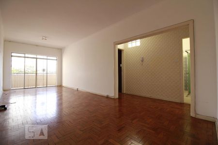 Apartamento à venda com 110m², 2 quartos e sem vagaSala