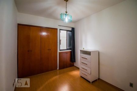 Quarto de apartamento à venda com 1 quarto, 63m² em Centro, Campinas