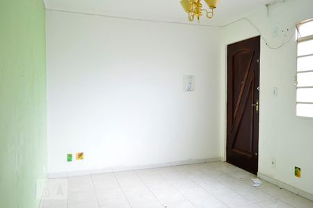 Sala Vista Ampla de apartamento à venda com 2 quartos, 70m² em Vila Bancária, São Paulo