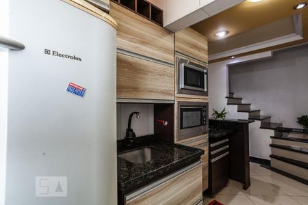 Cozinha 1 de apartamento à venda com 2 quartos, 190m² em Vila Tibiriçá, Santo André