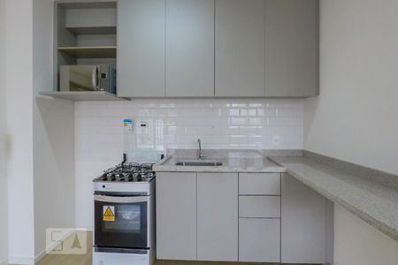 Cozinha de kitnet/studio à venda com 1 quarto, 27m² em Sé, São Paulo