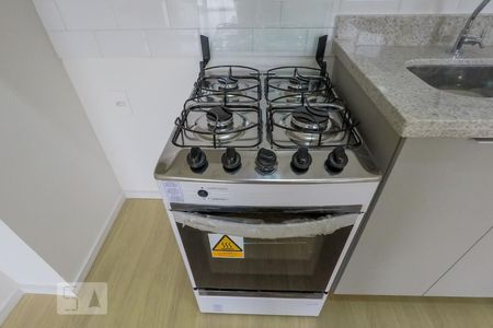 Cozinha de kitnet/studio à venda com 1 quarto, 27m² em Sé, São Paulo