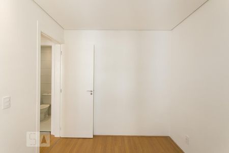 Quarto 2 de apartamento para alugar com 2 quartos, 42m² em Vila Ema, São Paulo