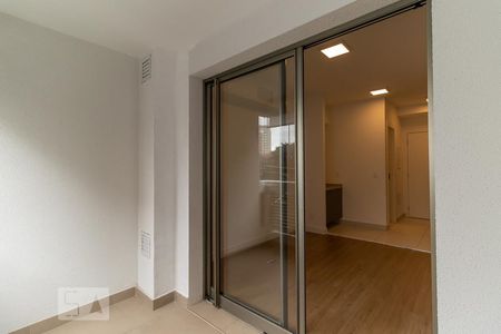 Varanda de kitnet/studio à venda com 1 quarto, 24m² em Vila Madalena, São Paulo