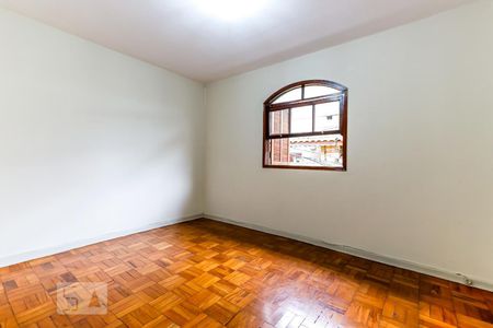 Quarto 1 de casa para alugar com 2 quartos, 60m² em Vila Medeiros, São Paulo