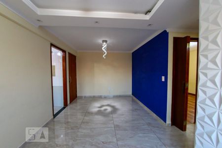 Sala de apartamento para alugar com 2 quartos, 55m² em Jardim Vila Galvão, Guarulhos