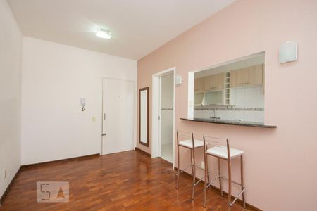 Sala de apartamento para alugar com 1 quarto, 39m² em Petrópolis, Porto Alegre