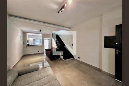 Sala de casa à venda com 2 quartos, 140m² em Vila Gertrudes, São Paulo