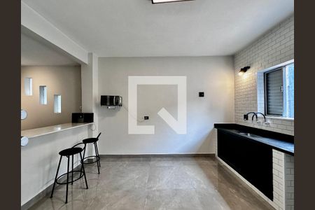 Cozinha de casa à venda com 2 quartos, 140m² em Vila Gertrudes, São Paulo