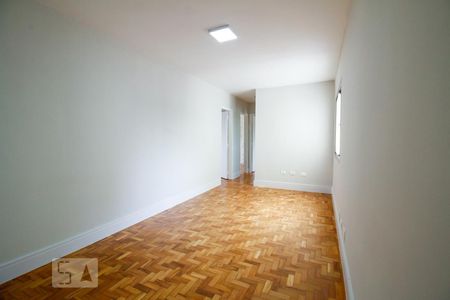 Apartamento à venda com 74m², 3 quartos e 1 vagaSala