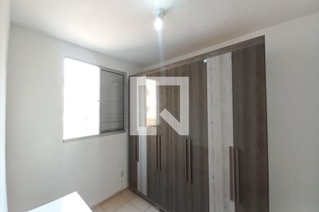 Quarto 2 de apartamento para alugar com 2 quartos, 43m² em Jardim Nova Europa, Campinas