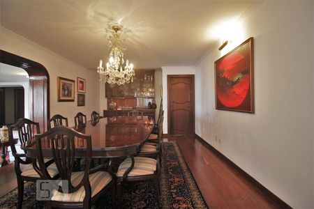 Sala de jantar de apartamento à venda com 4 quartos, 380m² em Real Parque, São Paulo