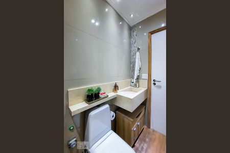 Apartamento à venda com 74m², 3 quartos e 2 vagas Apartamento à venda com 74m², 3 quartos e 2 vagasBanheiro Social