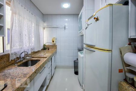 Apartamento à venda com 74m², 3 quartos e 2 vagas Apartamento à venda com 74m², 3 quartos e 2 vagasCozinha