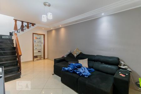 Sala de casa à venda com 3 quartos, 250m² em Jardim Laone, São Paulo