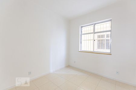 Quarto 1 de apartamento para alugar com 3 quartos, 80m² em Centro, Niterói