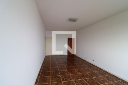 Sala de apartamento para alugar com 4 quartos, 110m² em Jardim Guanabara, Rio de Janeiro