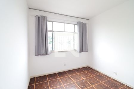 Quarto 1 de apartamento para alugar com 4 quartos, 110m² em Jardim Guanabara, Rio de Janeiro