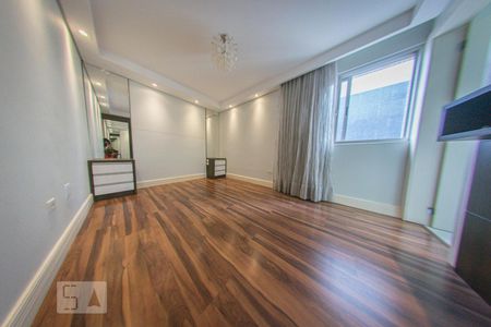 Suíte de apartamento para alugar com 2 quartos, 94m² em Vila Izabel, Curitiba